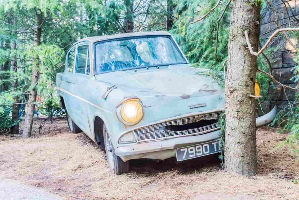 Antique Car Crashes in Fort Myers