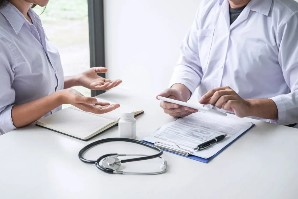 Fort Lauderdale Car Crash Medical Bills What Pays First (PIP, Health Insurance, Liens)