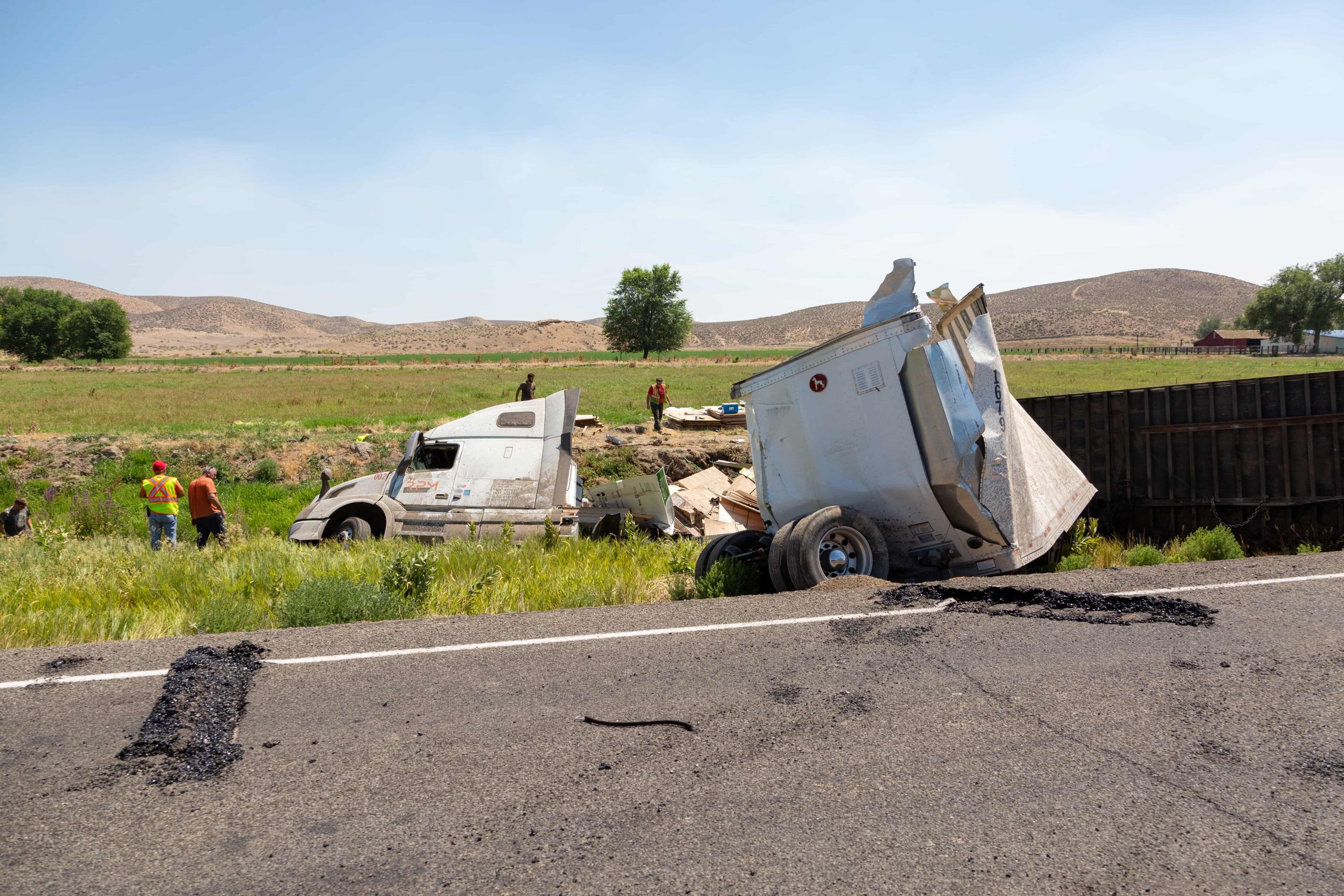 Compensation Available After a Fort Lauderdale Truck Accident